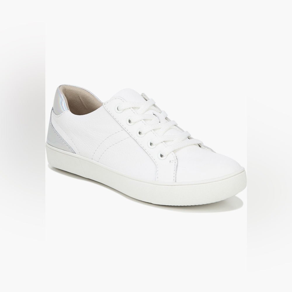 Naturalizer Women’s Morrison Sneaker in White Leather| size: 7N